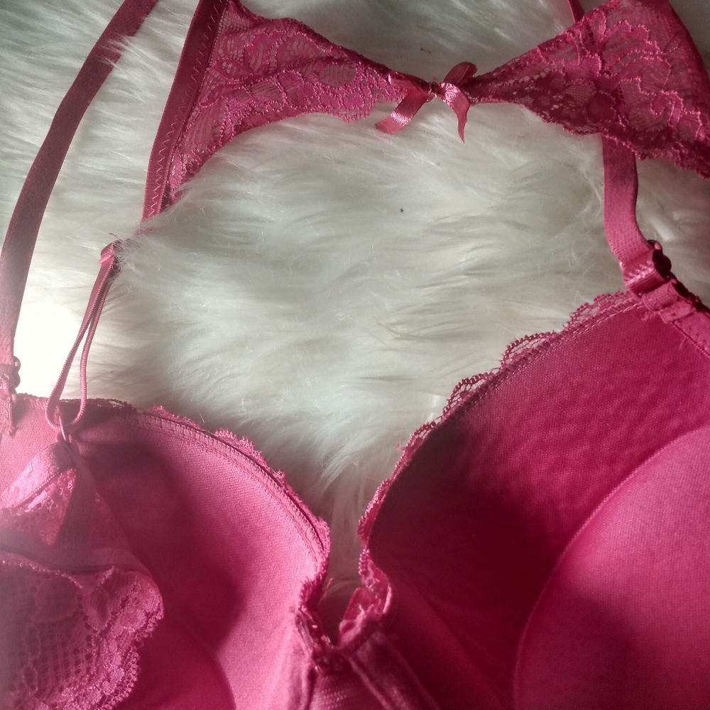 Bra - Picture 3 of 9